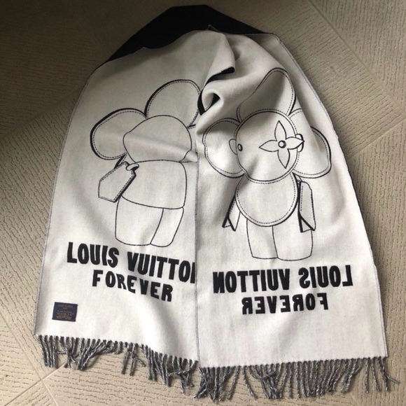 Louis Vuitton Vivienne City Wool Scarf - Picture 3 of 4